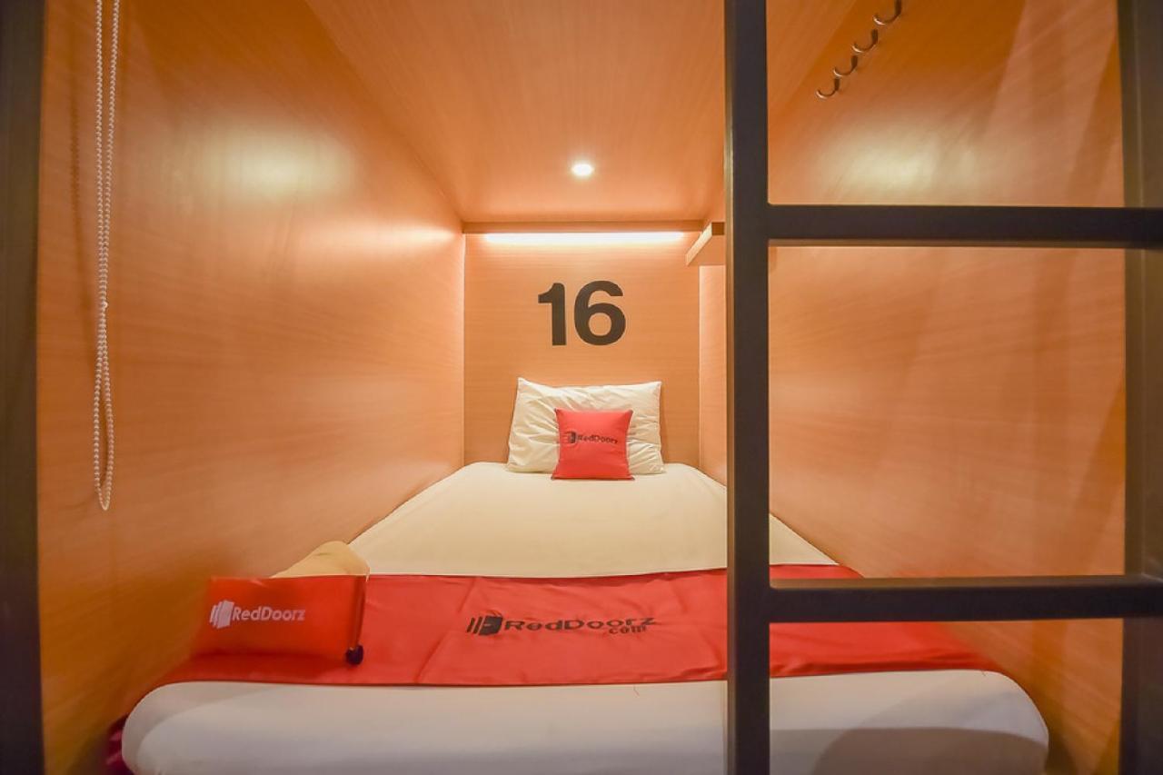 Tokyo Cubo Hostel Bandung